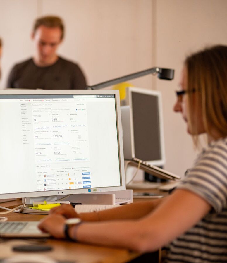 Social Media, Arbeitsplatz, Facebook, Twitter, Instagram, VALID Digitalagentur